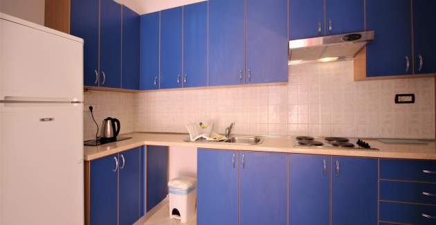 Apartman Lucijana br. 9 – s balkonom, 150 m od plaže