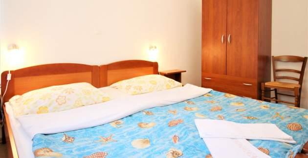 Apartman Lucijana br. 9 – s balkonom, 150 m od plaže