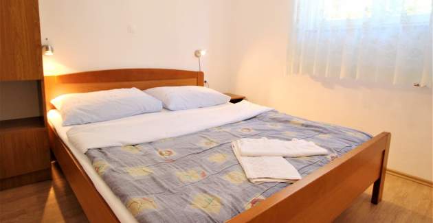 Apartman Lucijana br. 9 – s balkonom, 150 m od plaže