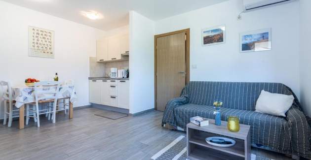 Appartamento Garden n. 2 – con piscina