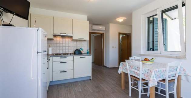 Appartamento Garden n. 3 – con piscina, per 4-5 persone