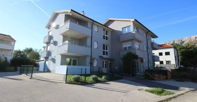 Appartamento Osmanovic A4 – con Balcone e Parcheggio