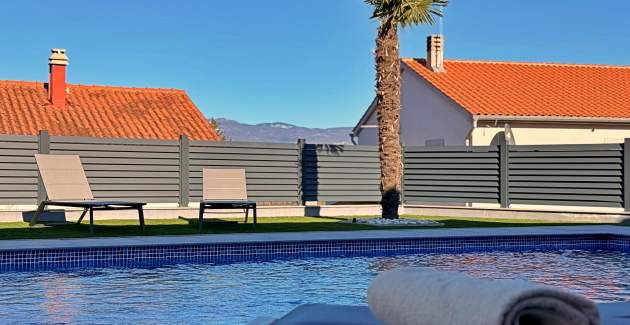 Villa Kockar con piscina