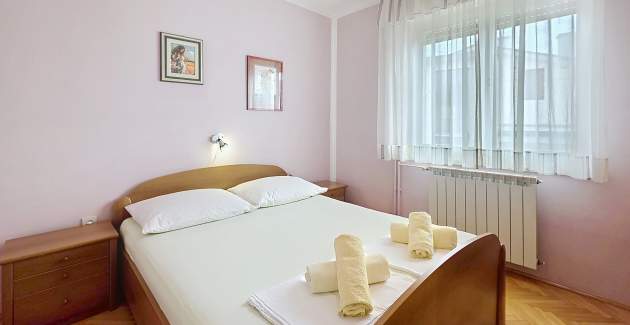 Apartment Zic Vesna – 350 m from the Beach