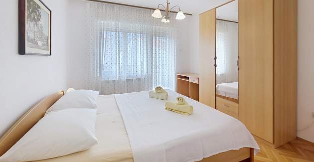 Apartment Zic Vesna – 350 m from the Beach