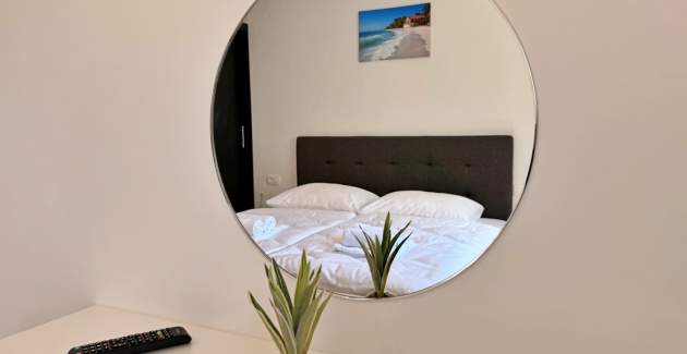 Apartment Lavanda Verde 2 — mit Pool