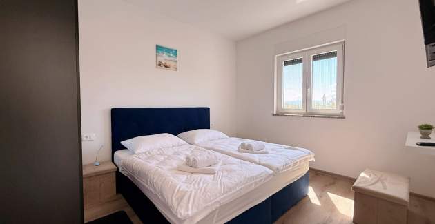 Apartment Lavanda Verde 5 — mit Pool