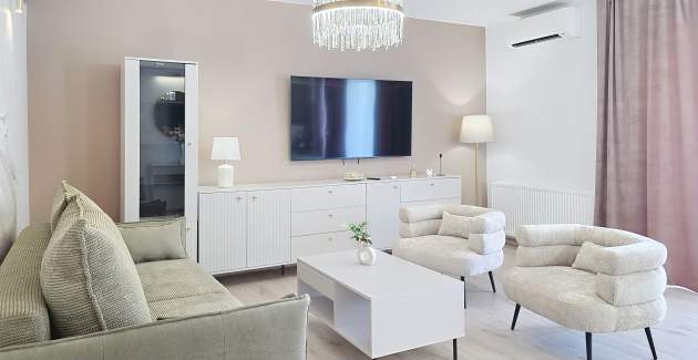 Ferienwohnung Gabrijela für 4 Personen mit Terrasse – nur 450 m vom Strand entfernt