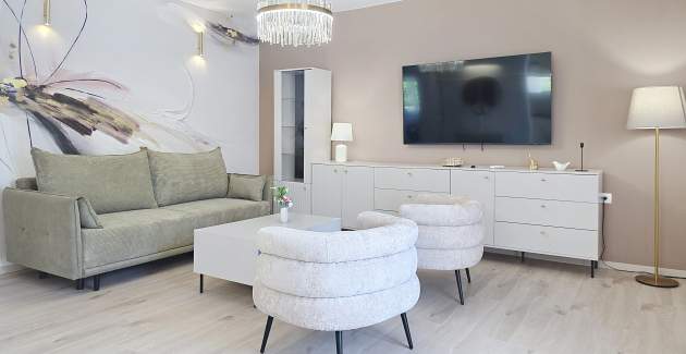 Ferienwohnung Gabrijela für 4 Personen mit Terrasse – nur 450 m vom Strand entfernt