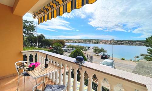 Appartamento Tiha Lili 1 – 10 m dalla spiaggia, vista mare