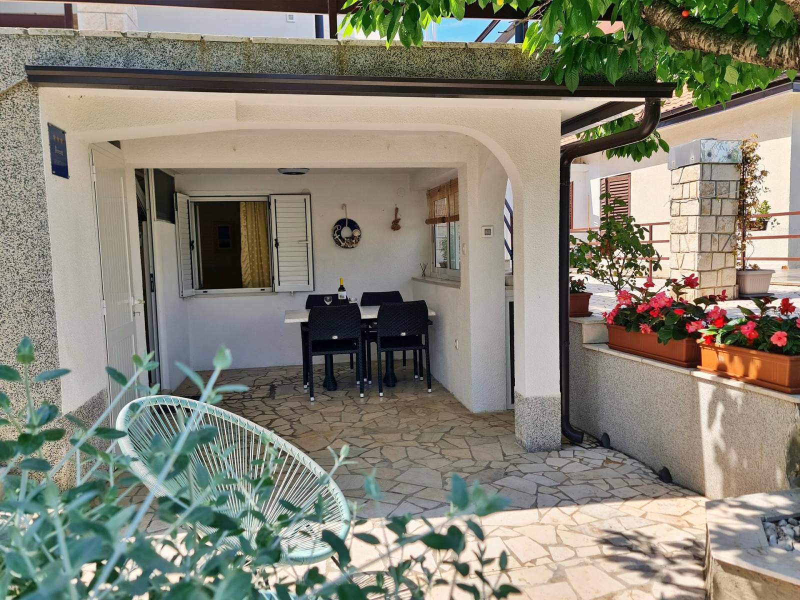 Apartman Beaković – 40 m od mora