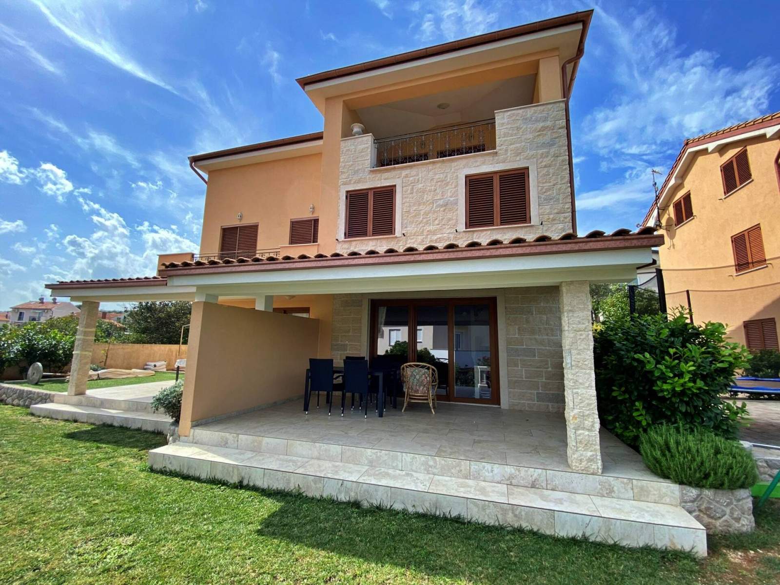 Appartamento Branka 1 – Vista mare, 160 m dal mare