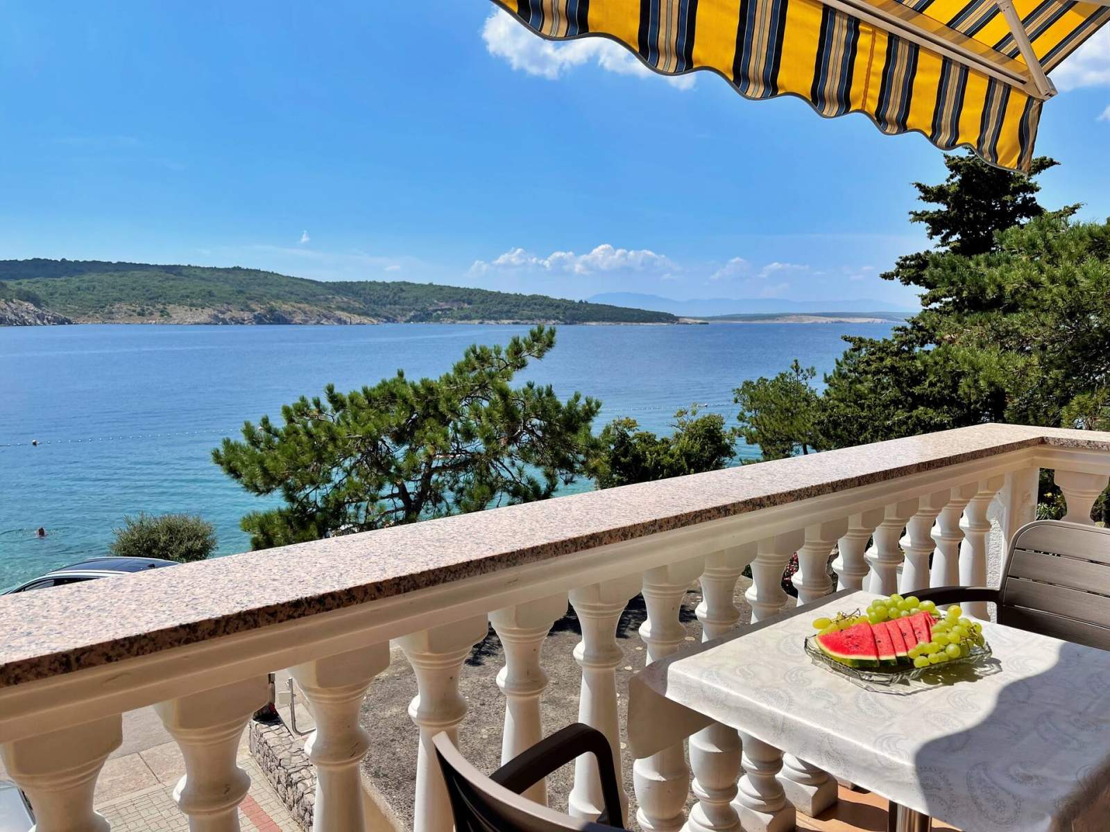 Appartamento Tiha Lili 3 – 10 m dalla spiaggia, vista mare