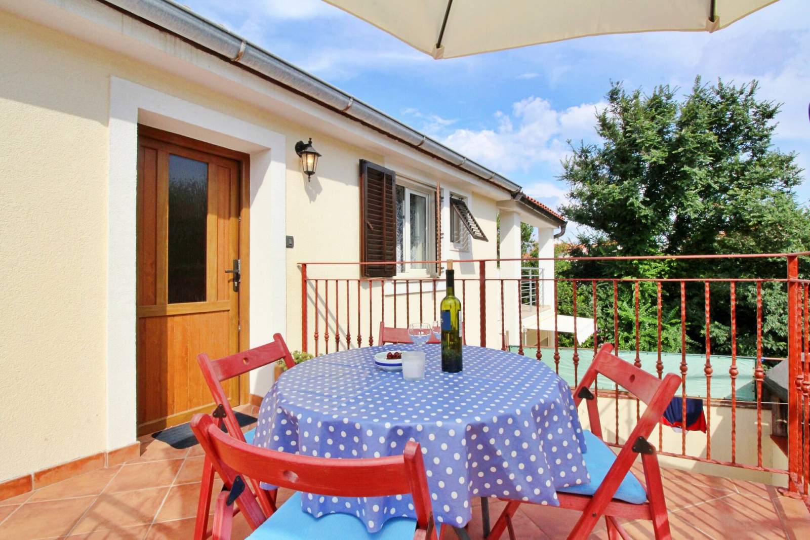 Appartamento Bujas – 160 m dal mare e spiaggia
