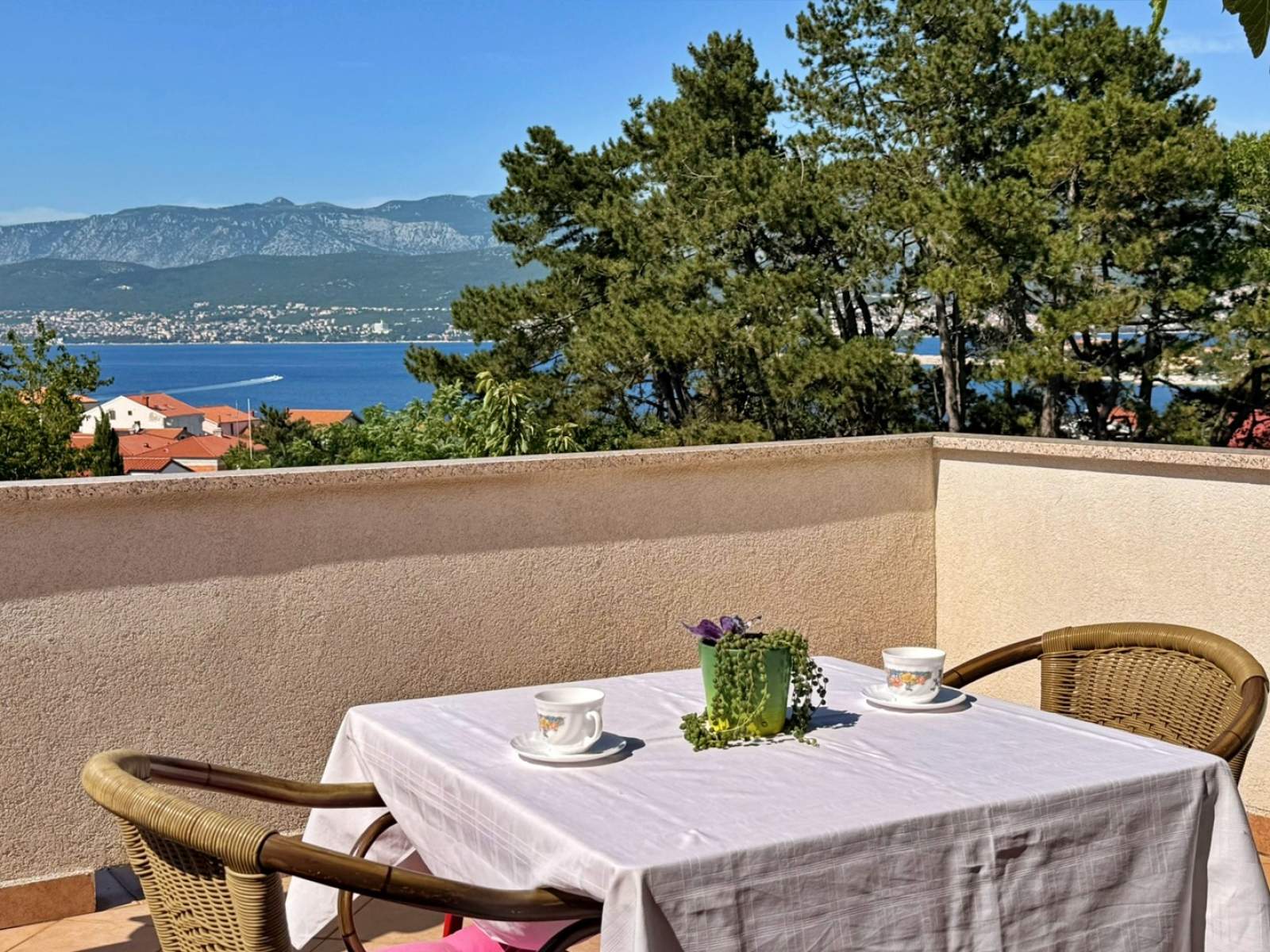 Apartment Dragica A2 – Sea View and Balcony