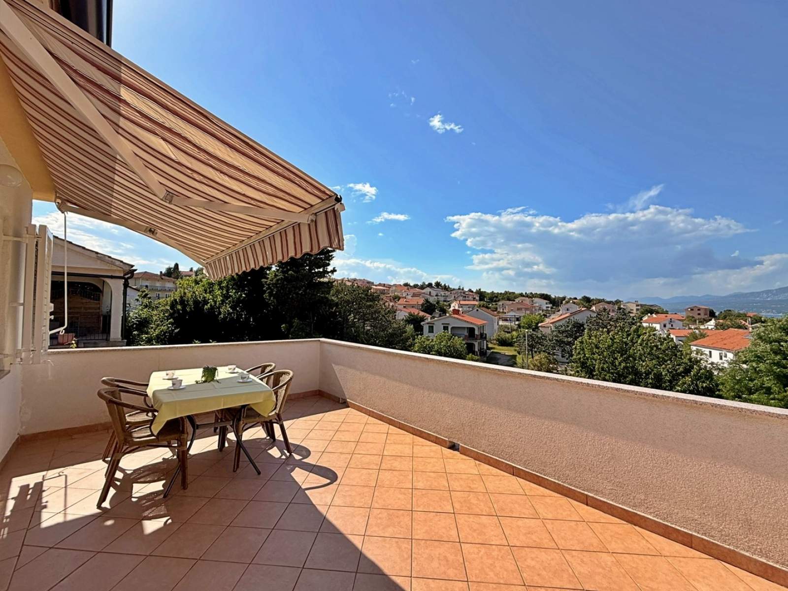 Apartment Dragica A4 – Sea View and Balcony