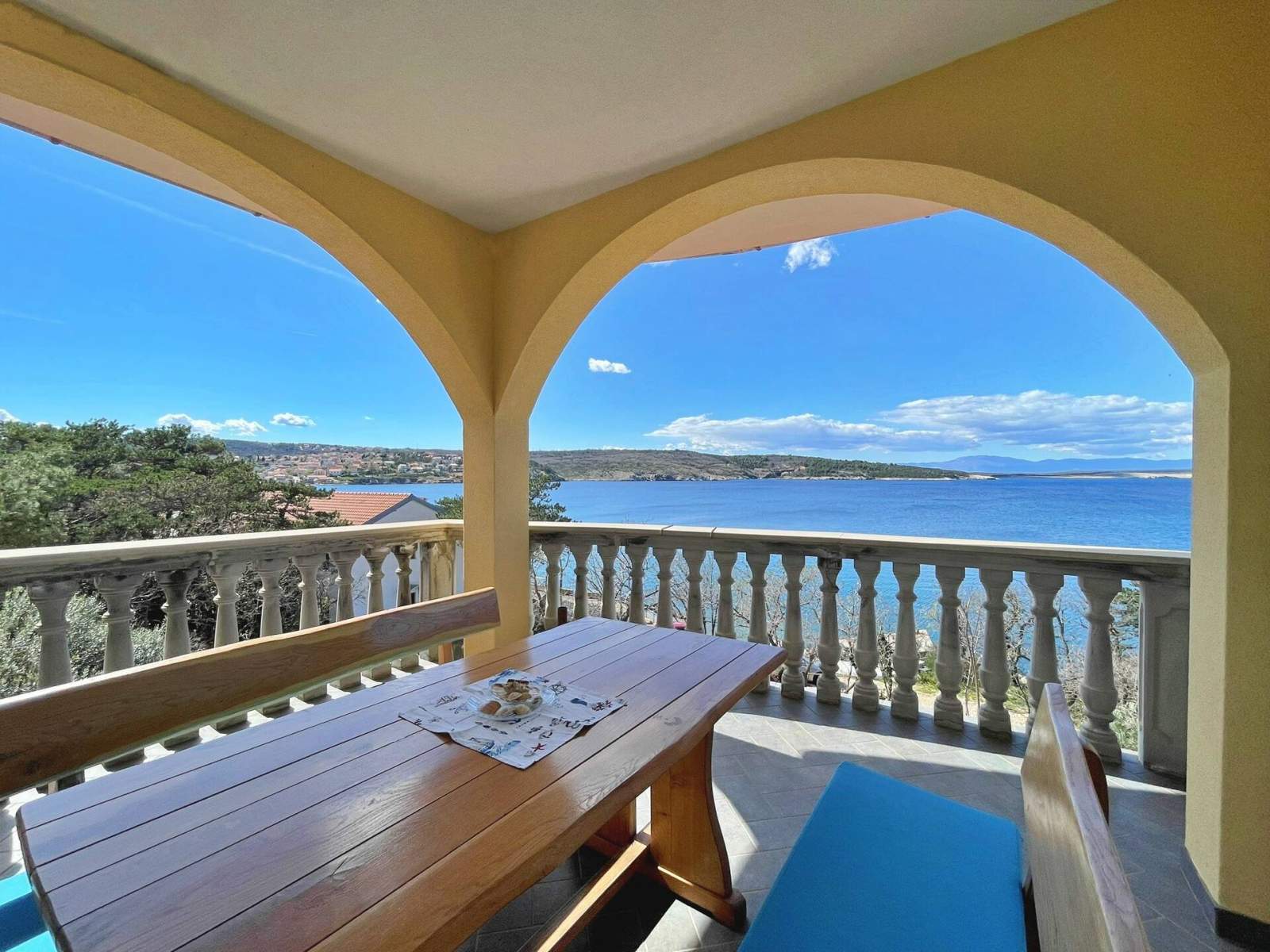 Appartamento Neptun 1 – Vista mare, 20 m dal mare