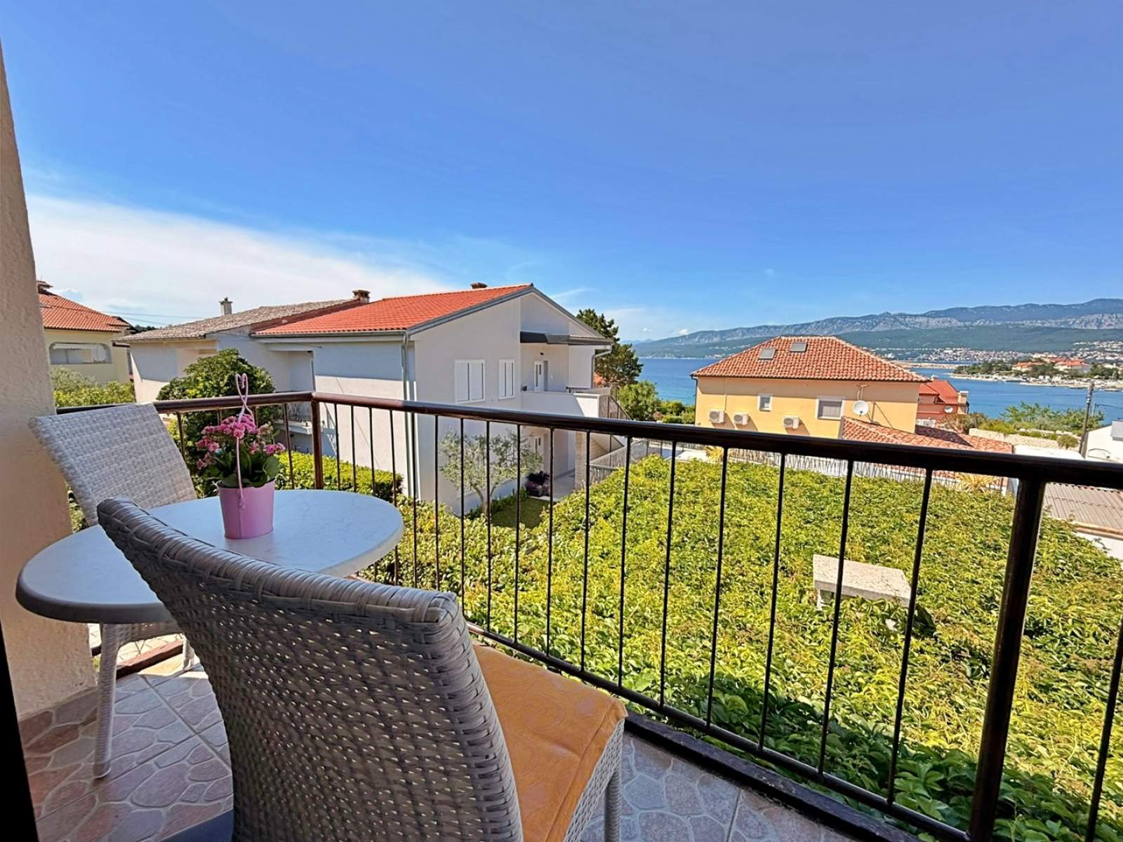 Apartment Nevenka P. – Sea View, 130 m from Sea