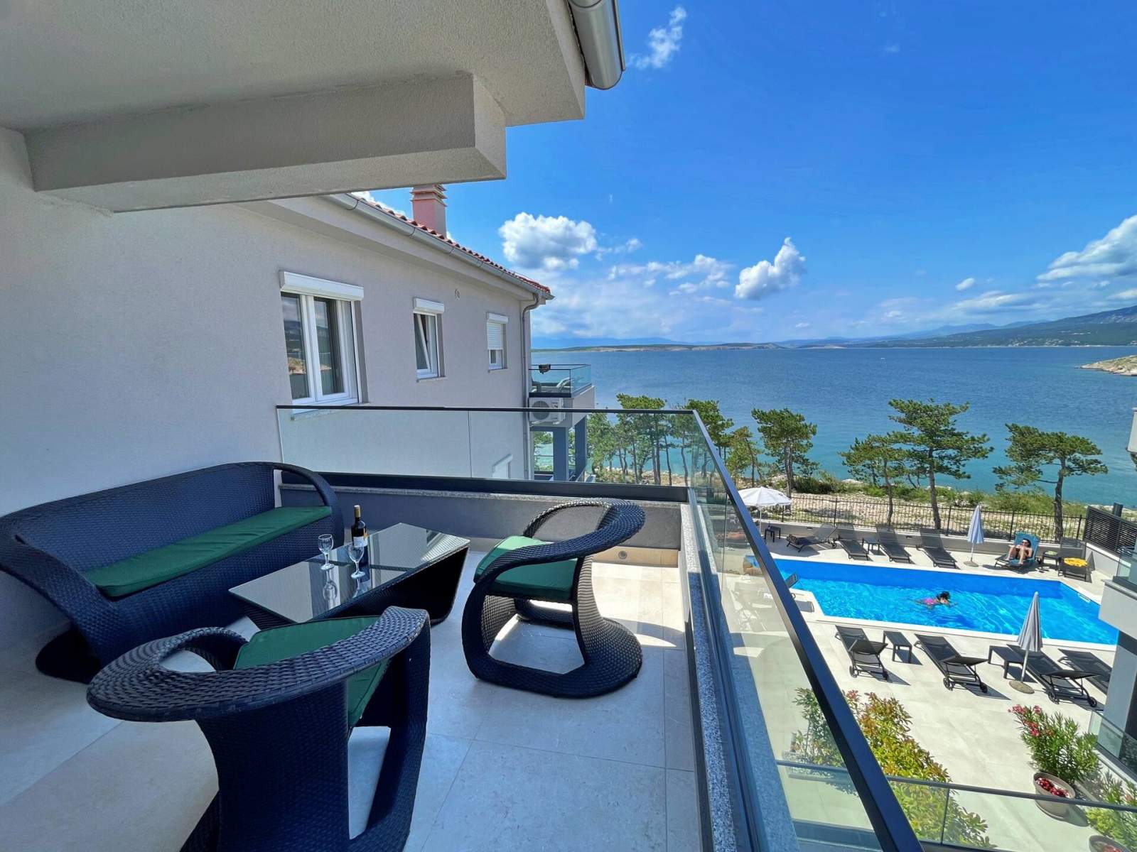 Apartman Punta Šilo A10 – bazen i pogled more