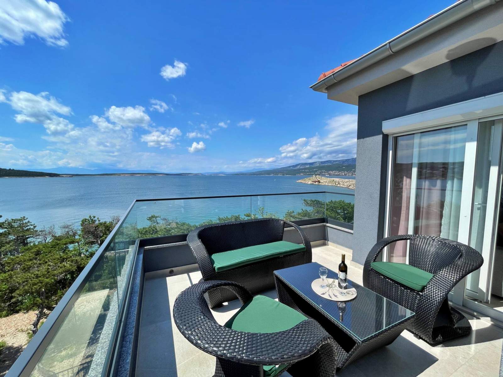 Apartman Punta Šilo A9 – bazen i pogled more