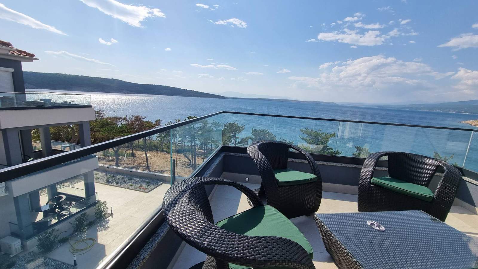 Appartamento Punta Silo B8 – piscina e vista mare
