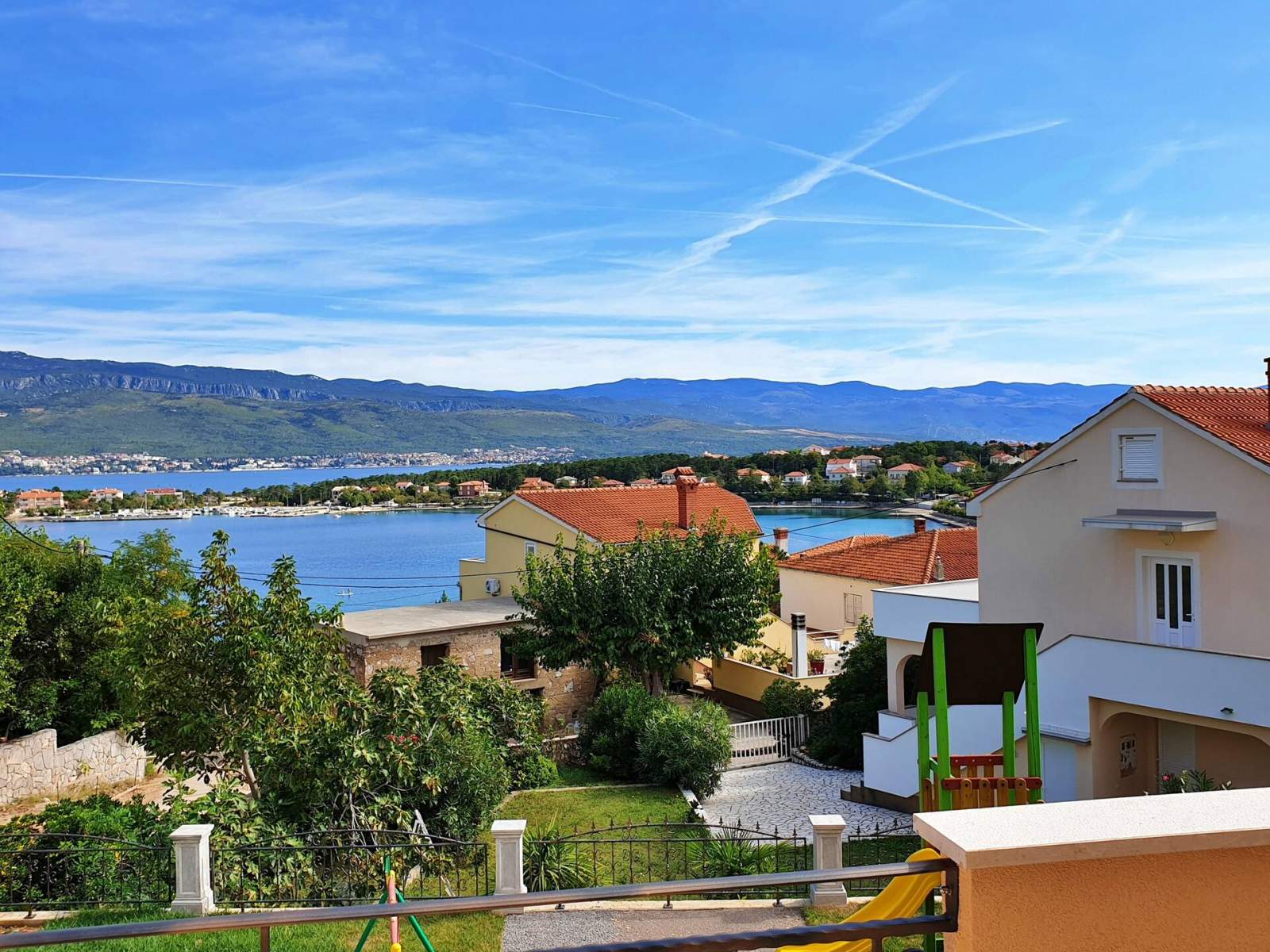 Appartamento Rebeka 2 – 160 m dal mare, balcone