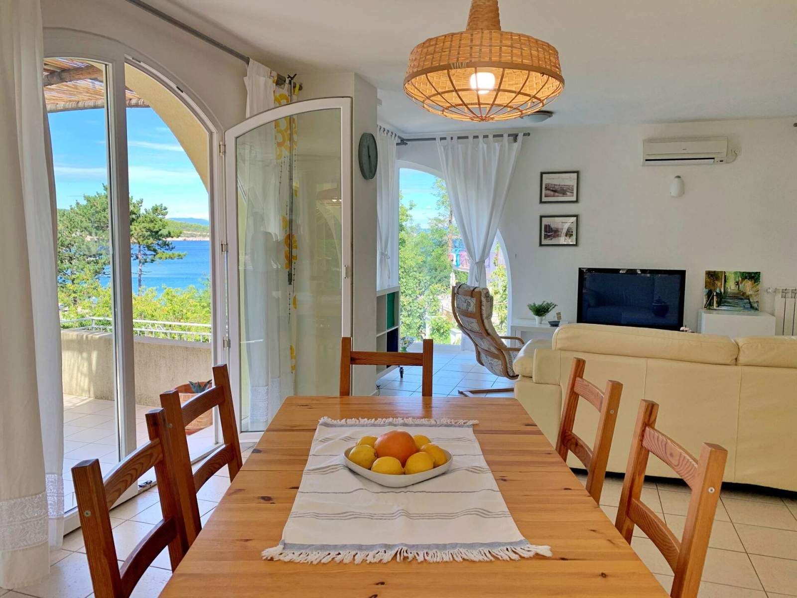 Appartamento Savic M – 90 m dalla spiaggia, vista mare