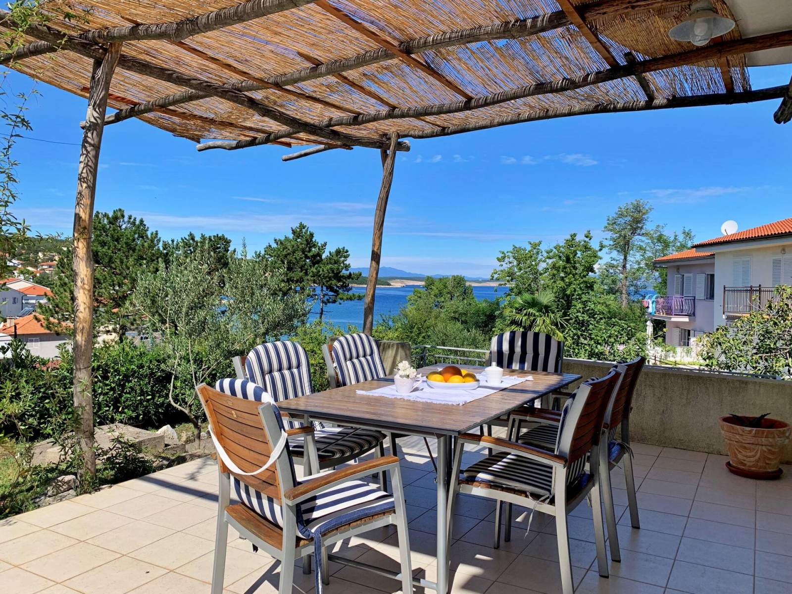 Appartamento Savic M – 90 m dalla spiaggia, vista mare