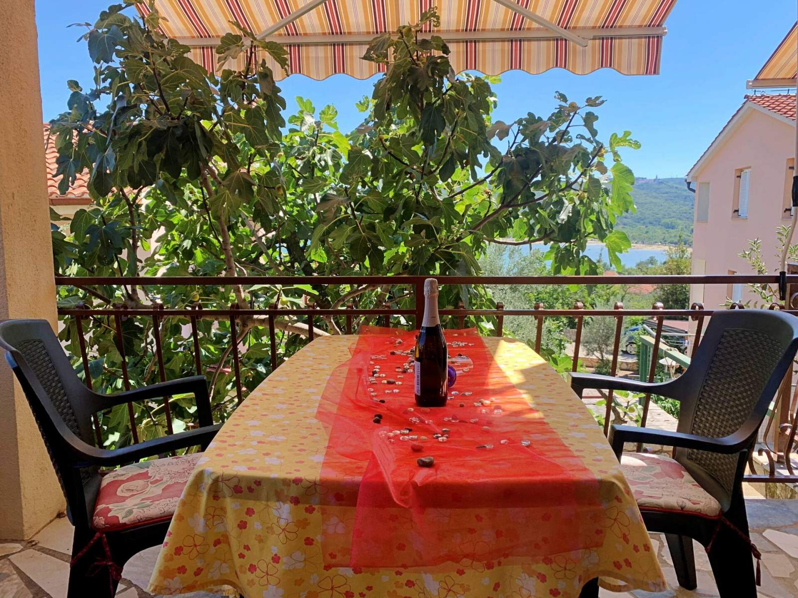 Appartamento Santic V – vista mare