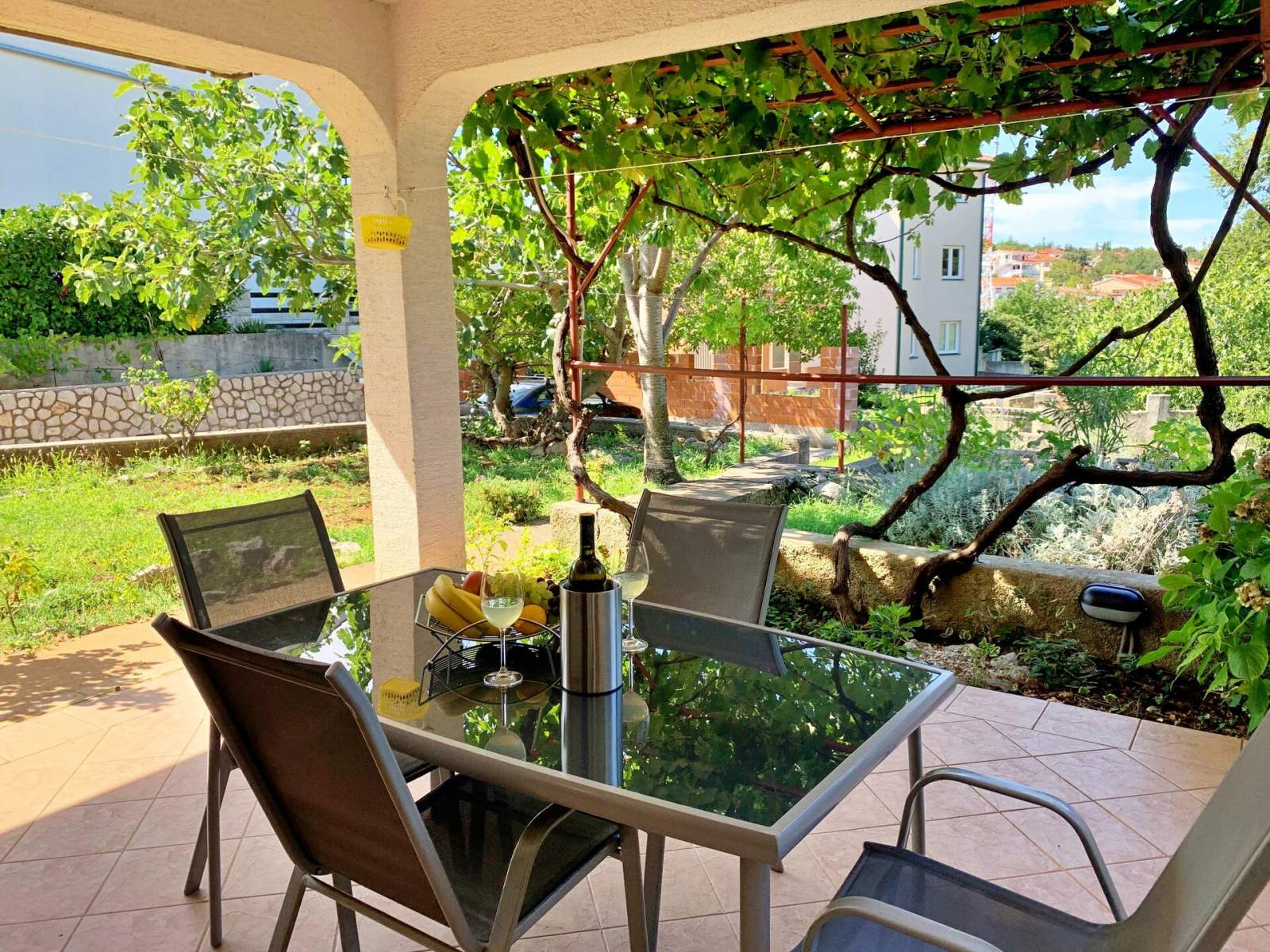 Appartamento Viola – terrazza e vista cortile