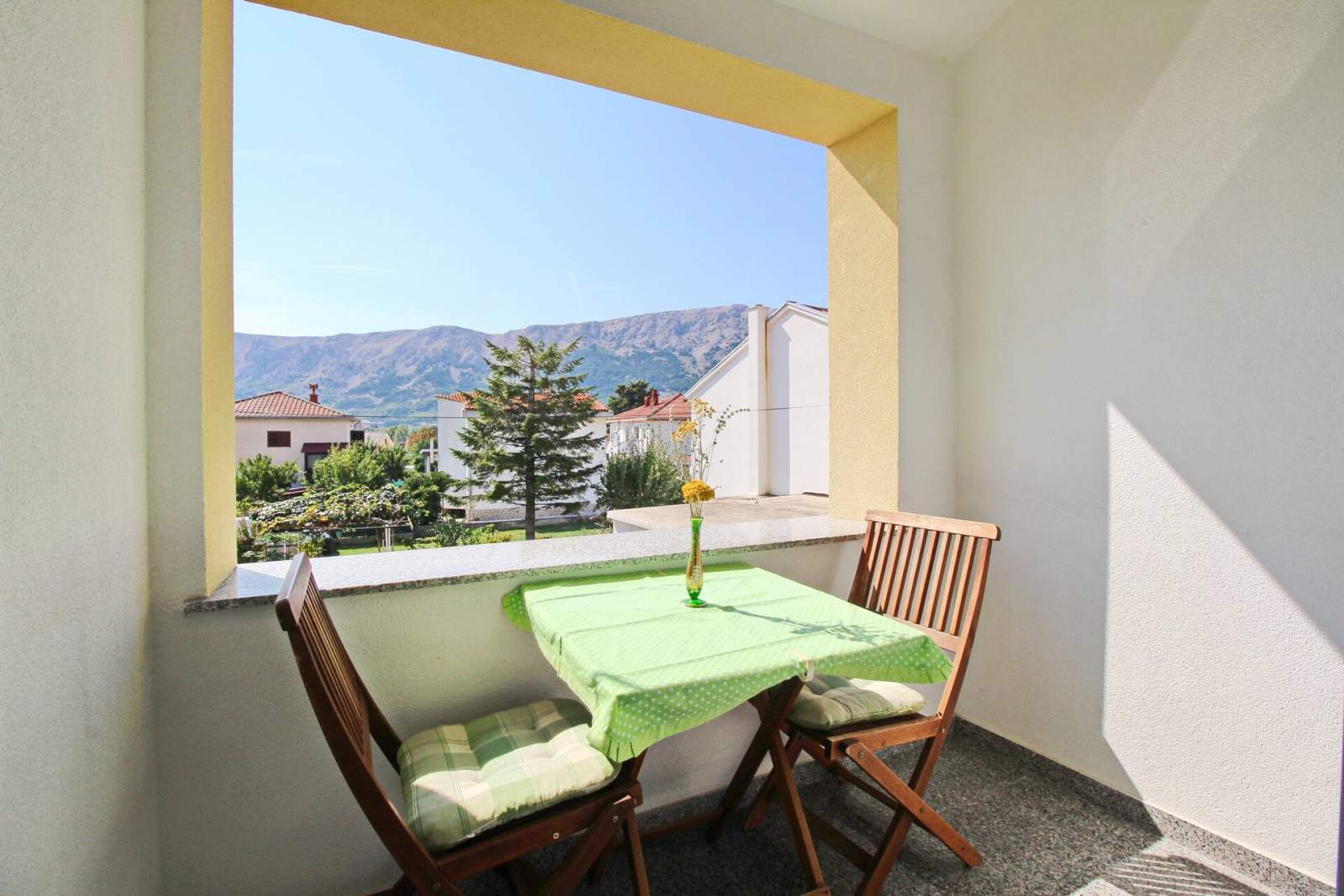 Appartamento Bebek – con balcone e parcheggio