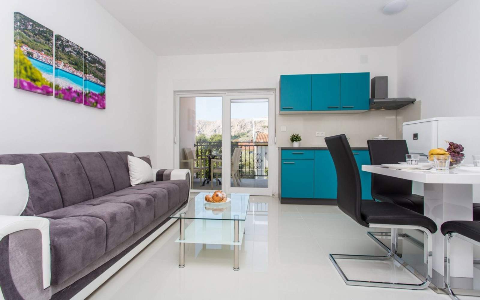 Appartamento moderno Berisha 1 n.3 – con balcone