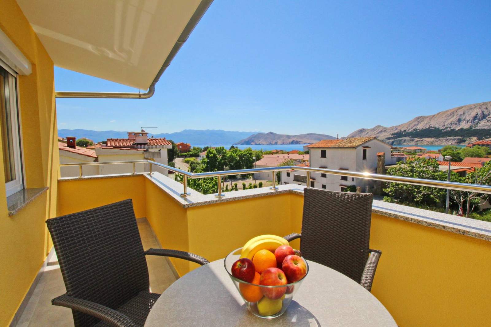Appartamento Affascinante Brnić n.7 - con balcone e vista mare