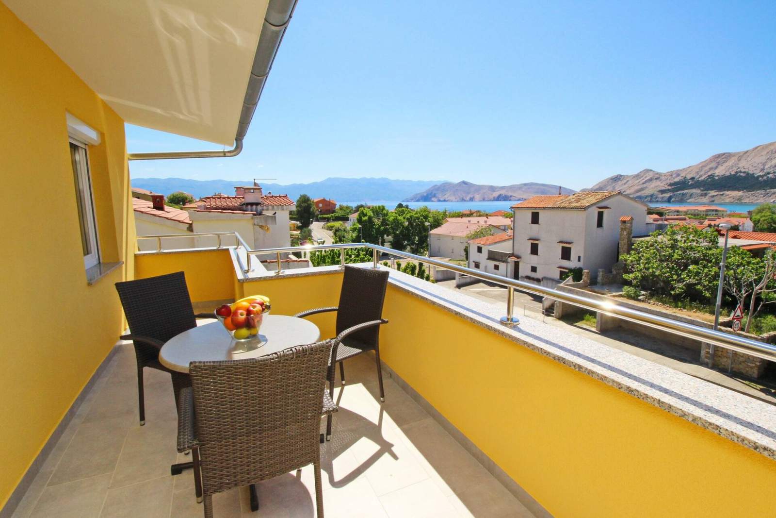 Appartamento Affascinante Brnić n.7 - con balcone e vista mare