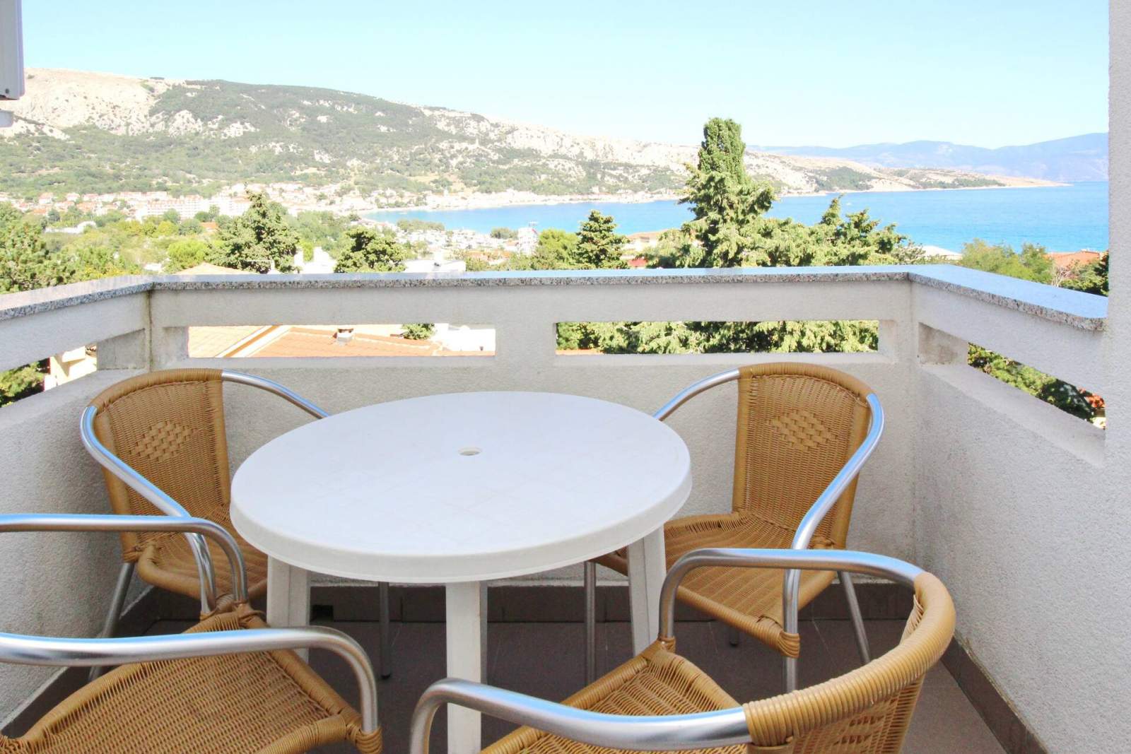 Appartamento Brnić Nar. mare - con vista mare, a 350 m dalla spiaggia