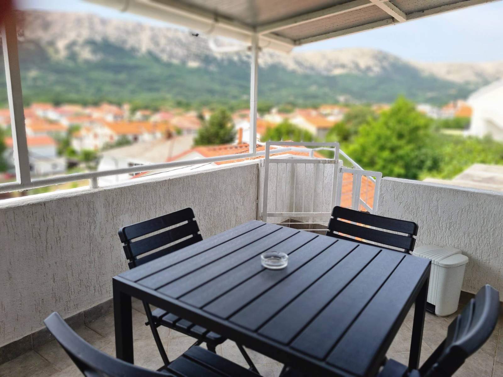 Apartman Bugi VRH - s pogledom na more