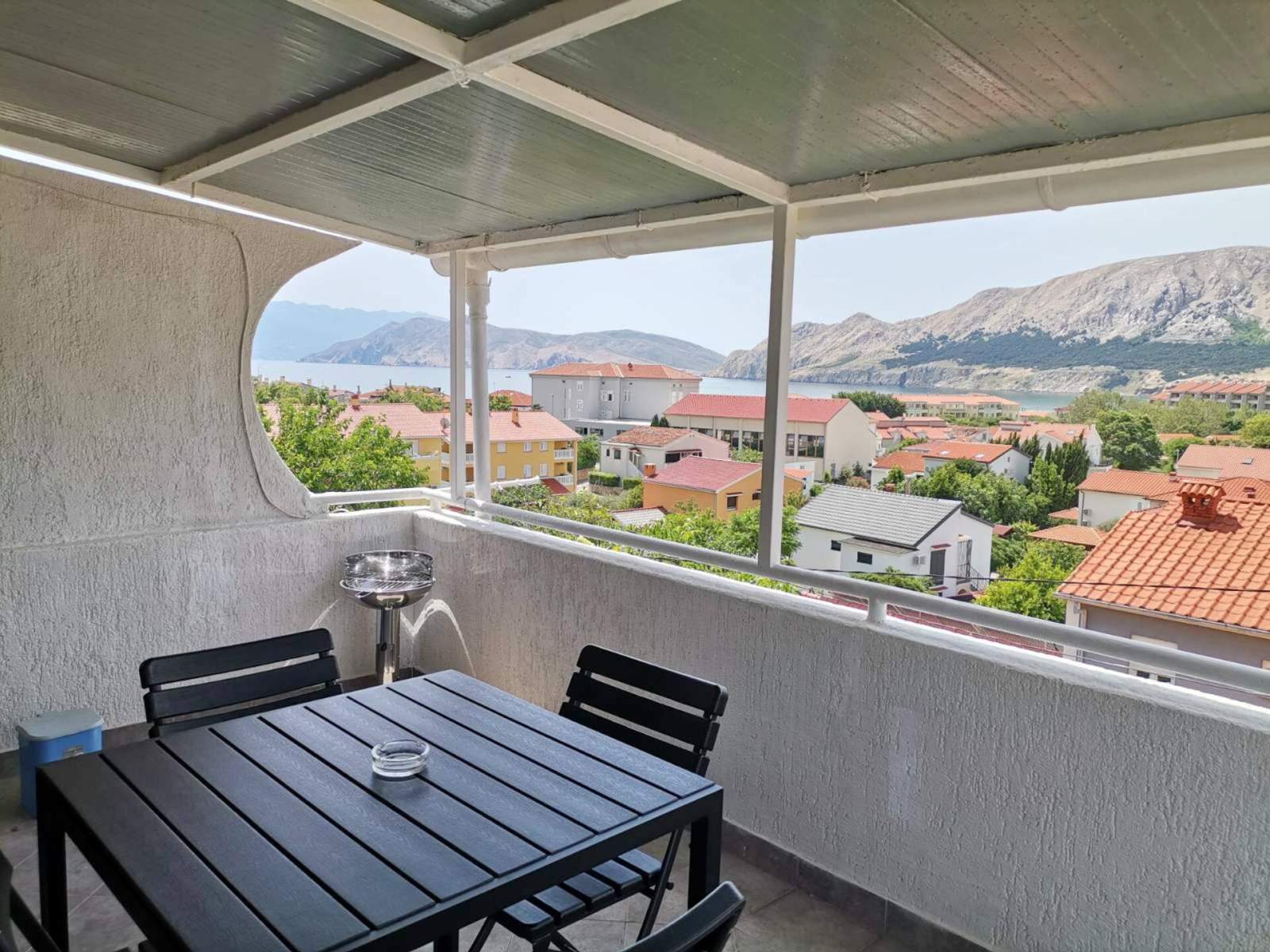 Apartman Bugi VRH - s pogledom na more