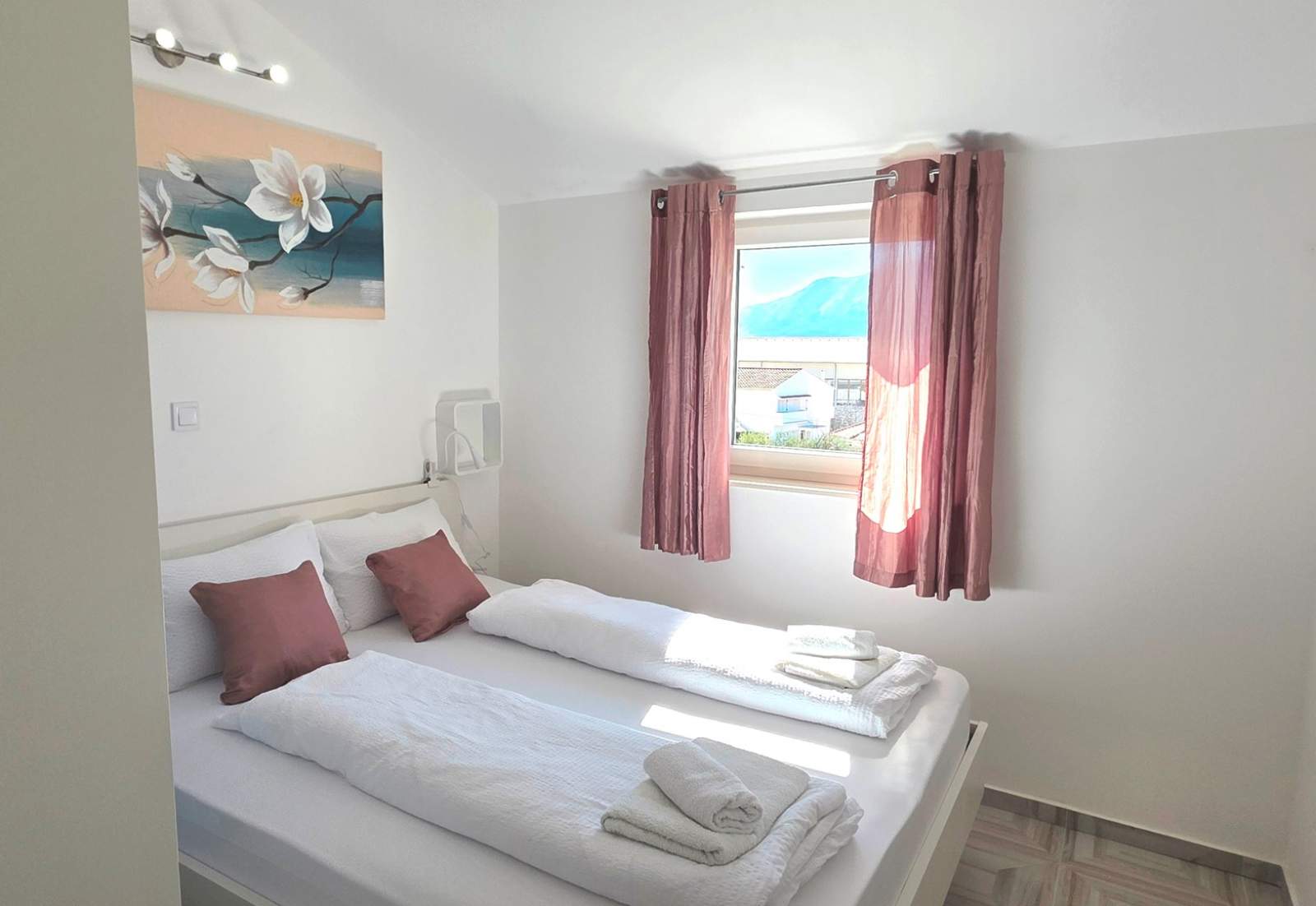 Appartamento Cugalj – con Balcone, al 2. Piano, a 300 m dalla Spiaggia