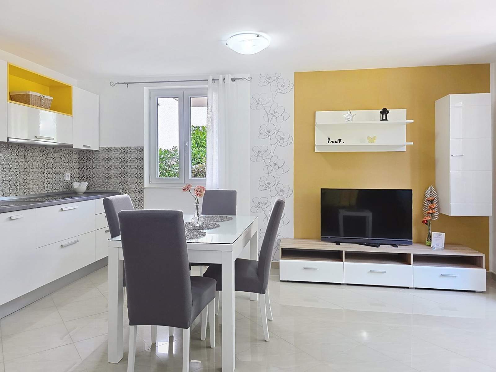 Apartment Gorica 2 Nr.3 – mit Terrasse und Pool