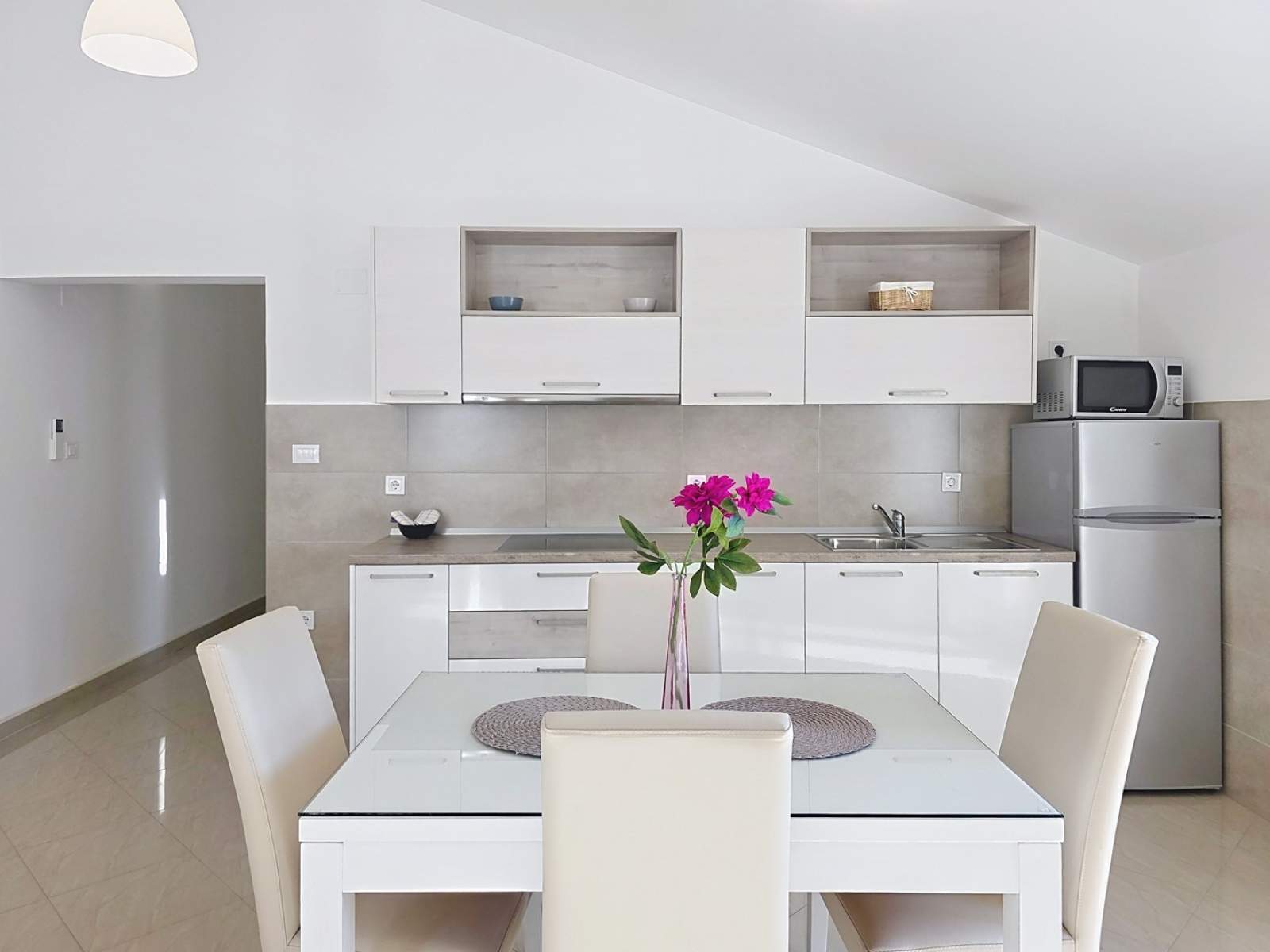 Apartment Gorica 2 Nr.8 – mit Balkon und Pool