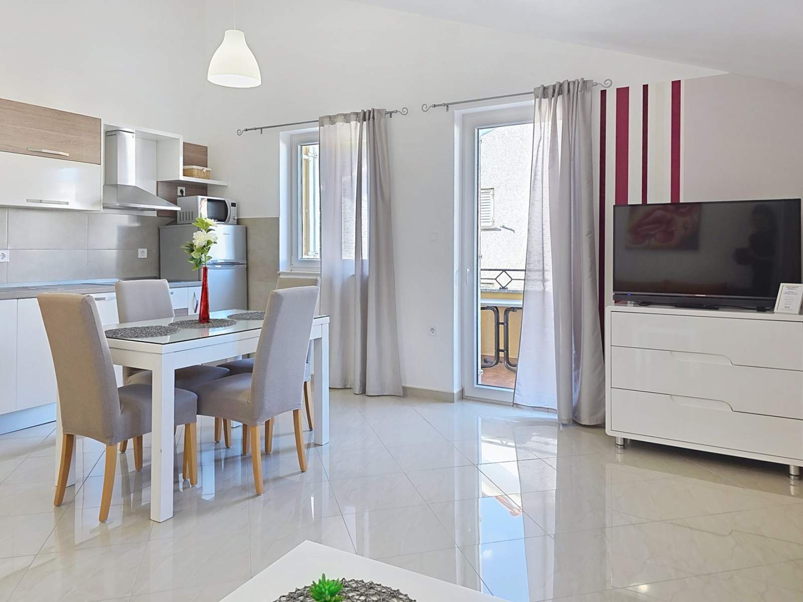 Apartment Gorica 2 Nr.9 – mit Balkon und Pool