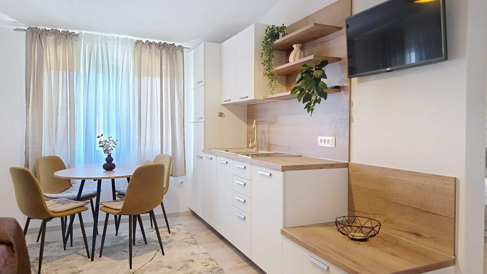 Apartment Grozdana No.3 - with Balcony