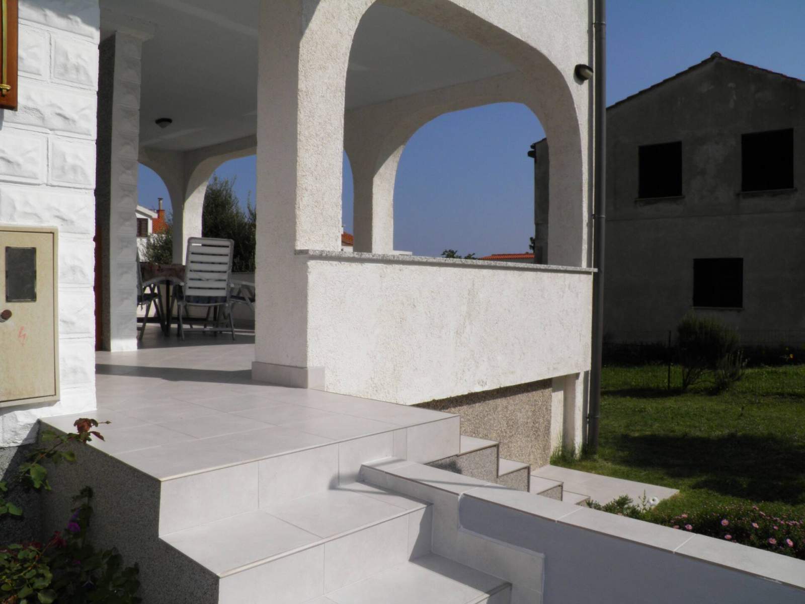 Appartamento standard Klaric A6 – a 200 m dalla spiaggia, con terrazza