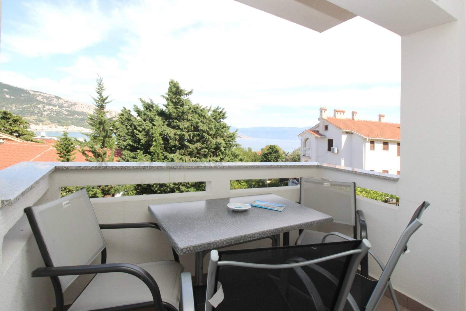 Appartamento Mikulan Nara M – con vista mare, a 350 m dalla spiaggia