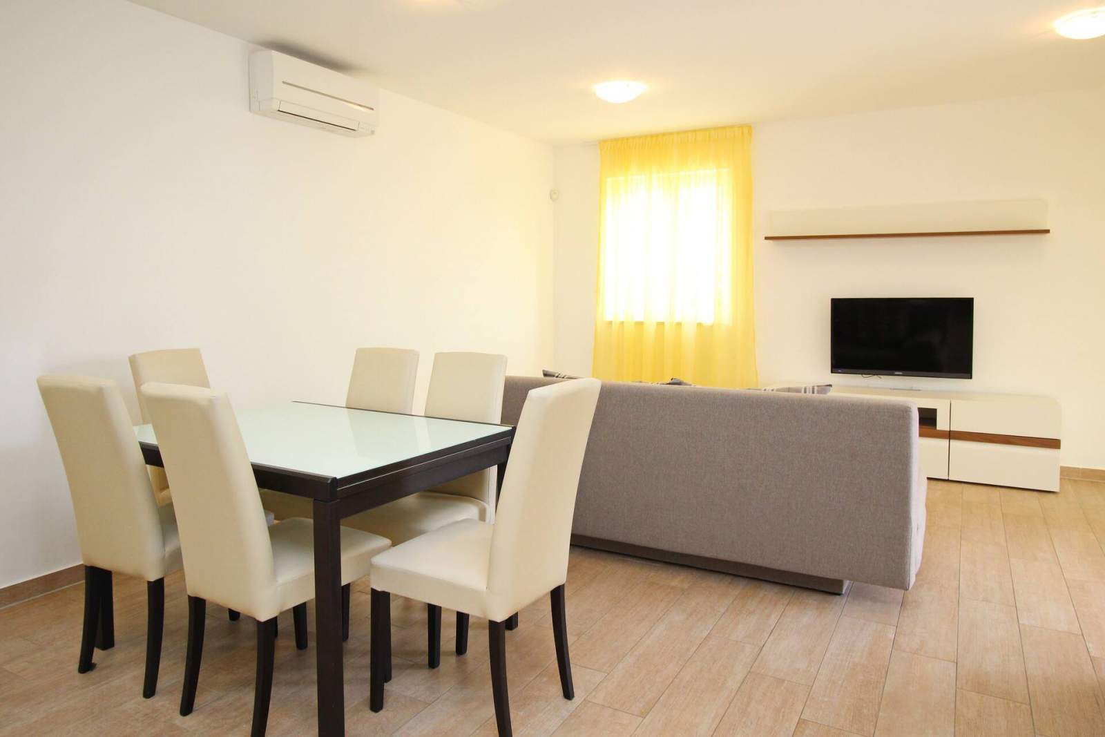 Appartamento Smojver n.1 – confortevole, con terrazza