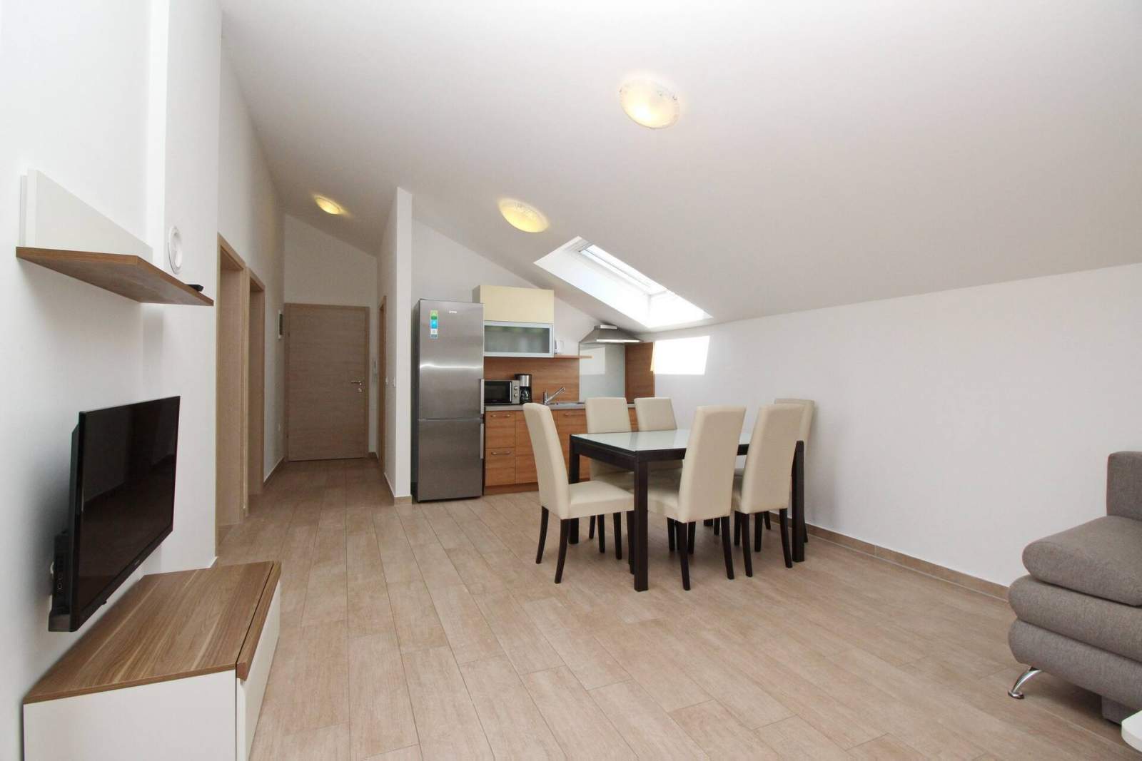 Appartamento Smojver n. 5 - confortevole, con balcone