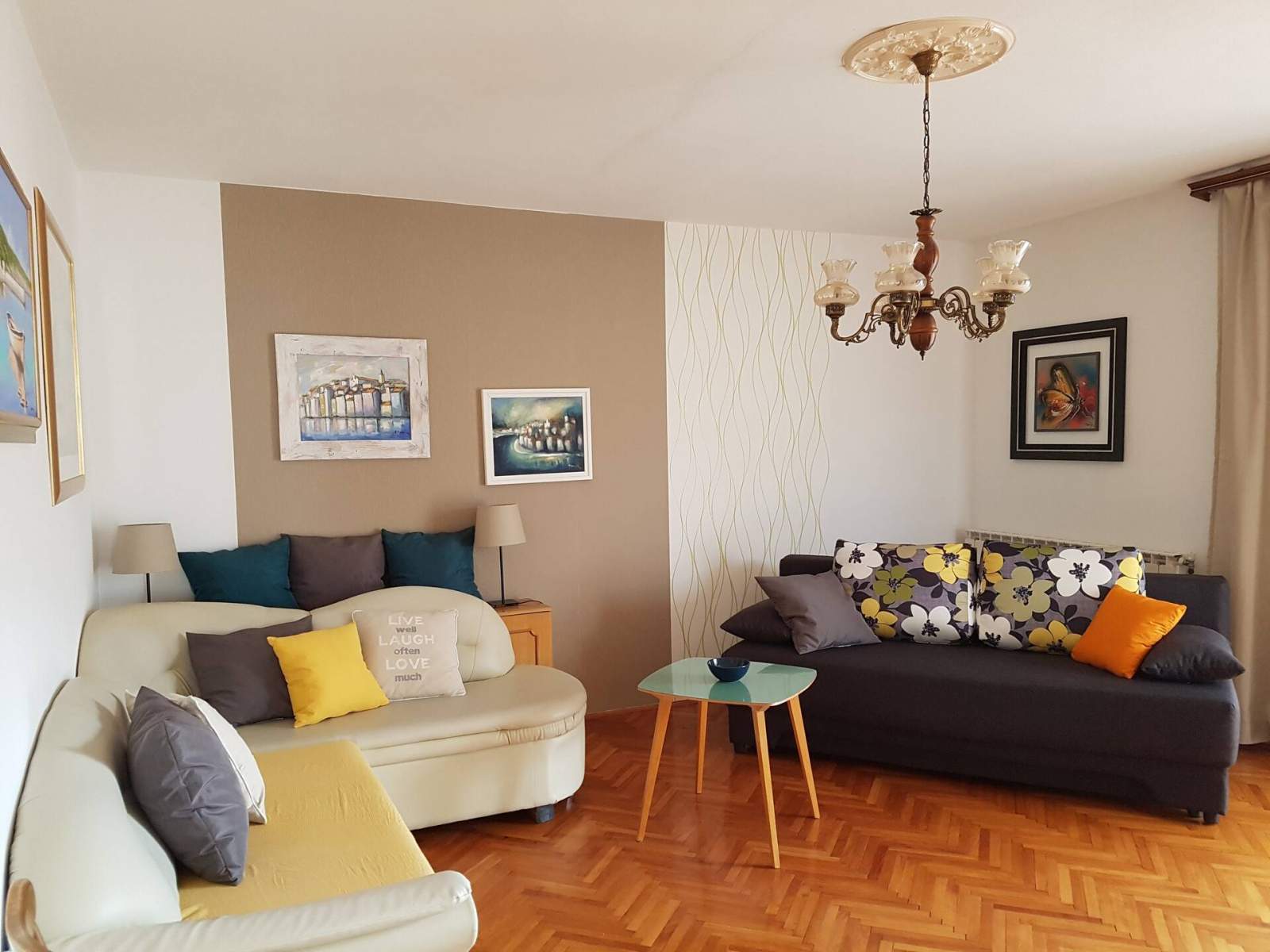 Appartamento Gabrijela per 4–6 persone – con balcone, a 450 m dalla spiaggia