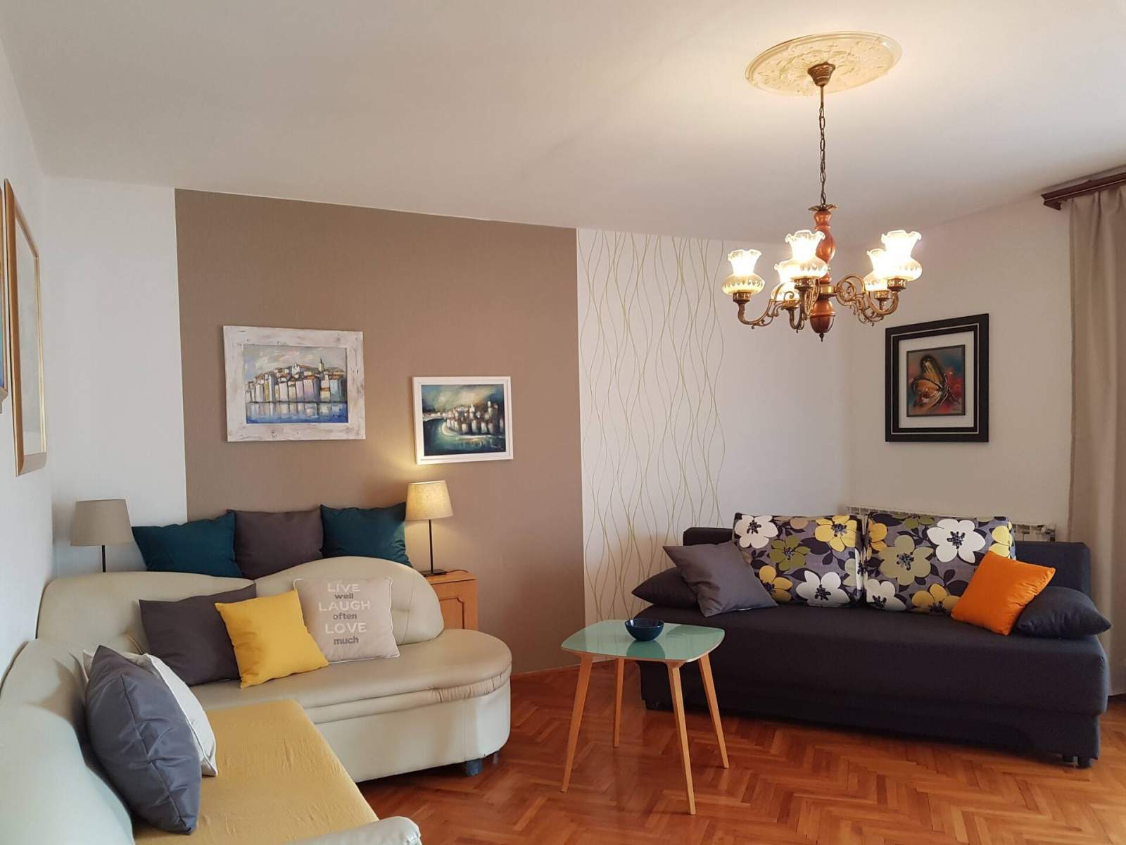 Appartamento Gabrijela per 4–6 persone – con balcone, a 450 m dalla spiaggia