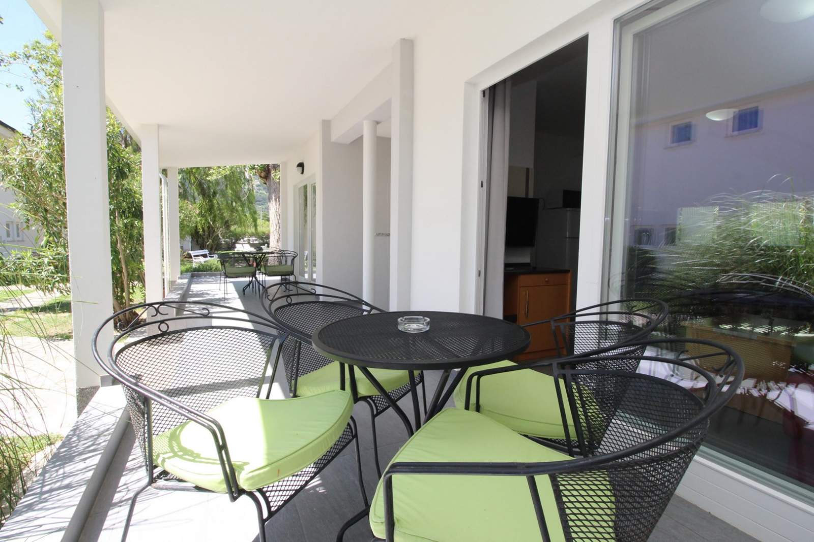 Complesso di appartamenti Villas Corinthia 5 - Posizione eccellente, a 100 metri dalla spiaggia, imm