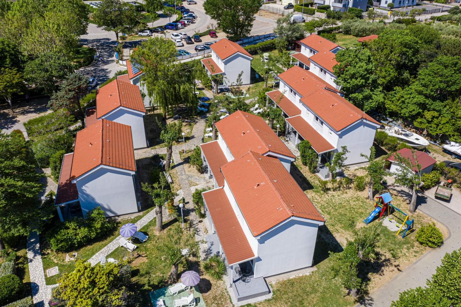 Complesso di appartamenti Villas Corinthia 8 - Posizione eccellente, a 100 metri dalla spiaggia, imm